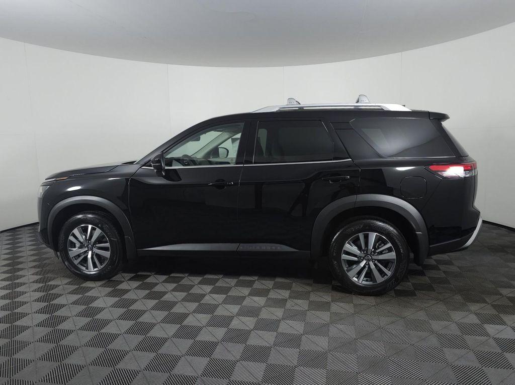 new 2025 Nissan Pathfinder car, priced at $43,999