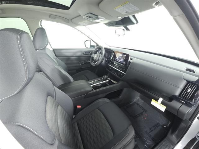 new 2025 Nissan Pathfinder car, priced at $38,815