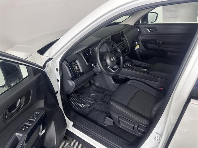 new 2025 Nissan Pathfinder car, priced at $38,950