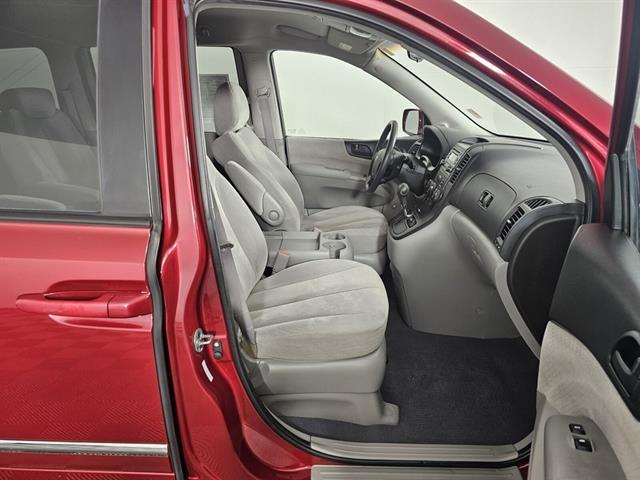 used 2008 Hyundai Entourage car, priced at $8,899