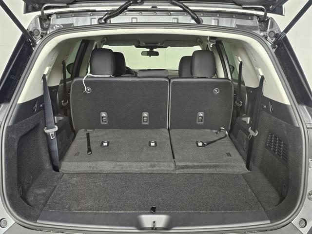 new 2025 Nissan Pathfinder car, priced at $33,975