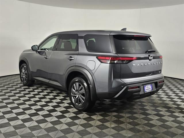 new 2025 Nissan Pathfinder car, priced at $33,975