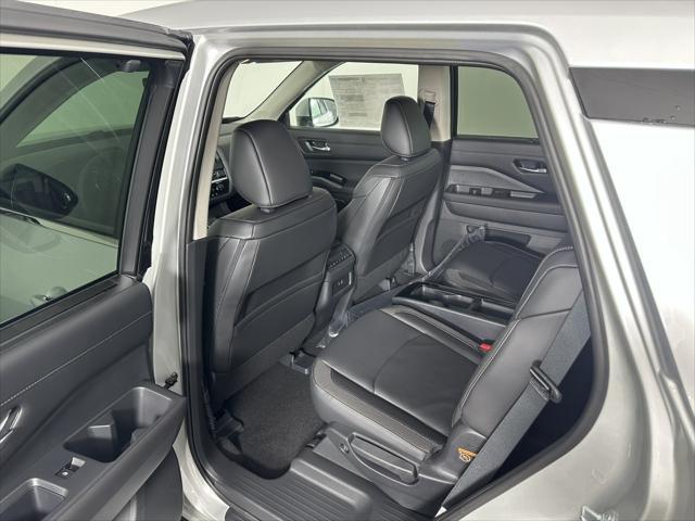 new 2025 Nissan Pathfinder car, priced at $48,999