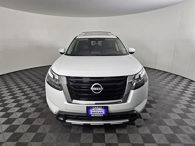 new 2025 Nissan Pathfinder car, priced at $46,845