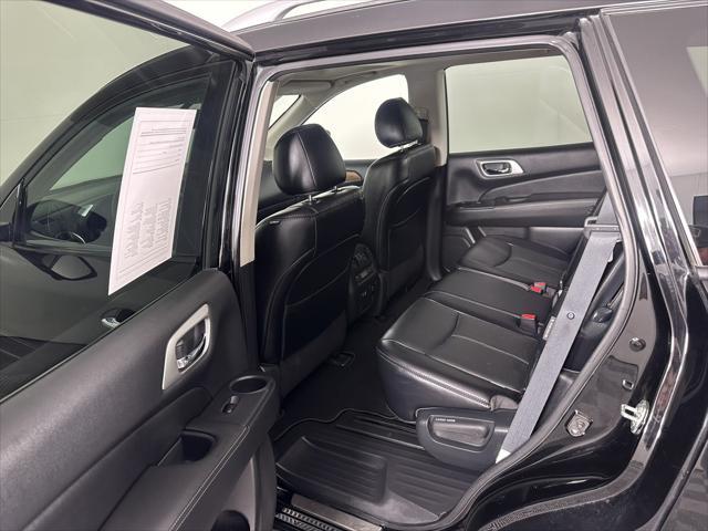 used 2020 Nissan Pathfinder car, priced at $23,999
