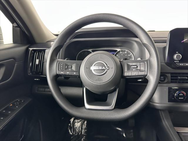 new 2025 Nissan Pathfinder car, priced at $38,360