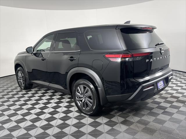 new 2025 Nissan Pathfinder car, priced at $38,360