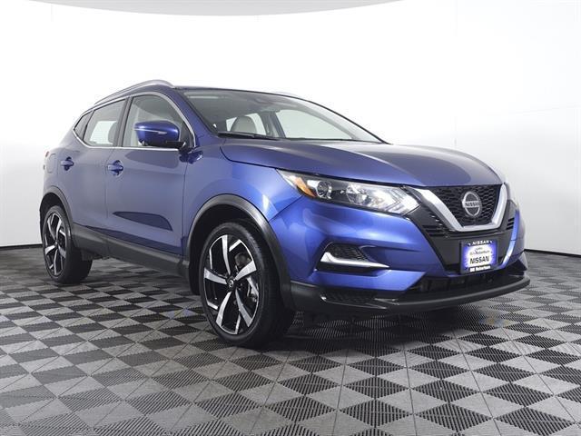 used 2022 Nissan Rogue Sport car, priced at $19,999