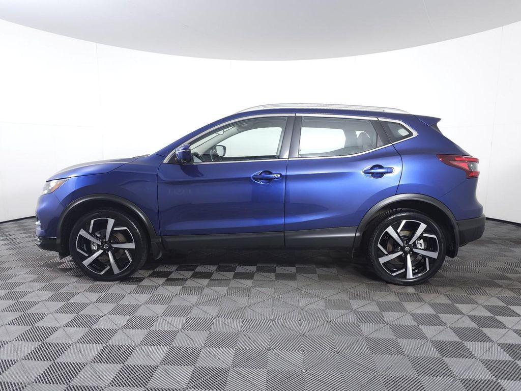 used 2022 Nissan Rogue Sport car, priced at $21,999