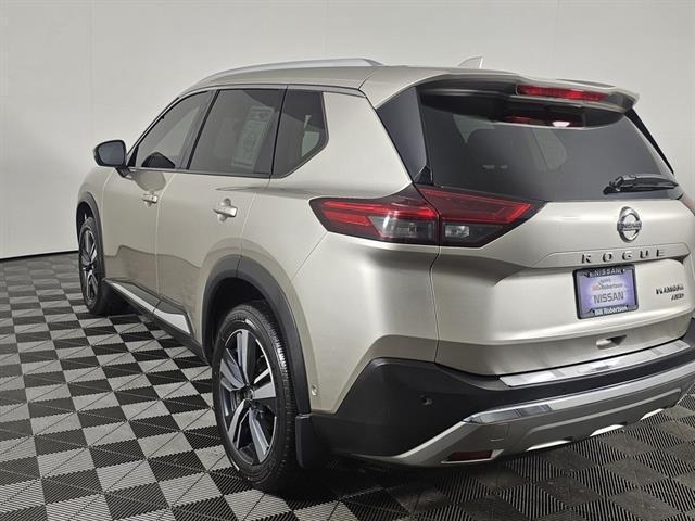 used 2021 Nissan Rogue car, priced at $25,999