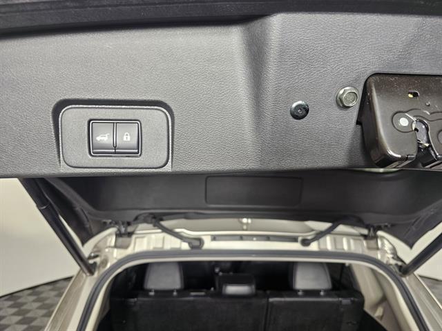 used 2021 Nissan Rogue car, priced at $25,999