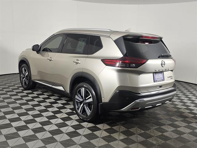 used 2021 Nissan Rogue car, priced at $25,999