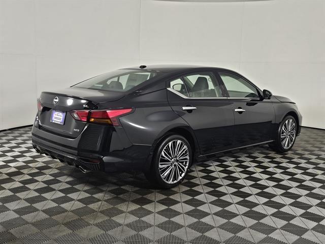 new 2025 Nissan Altima car, priced at $36,335