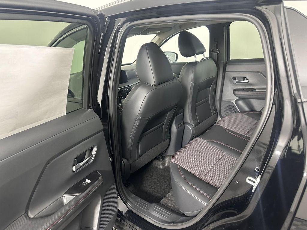 new 2025 Nissan Kicks car, priced at $29,470