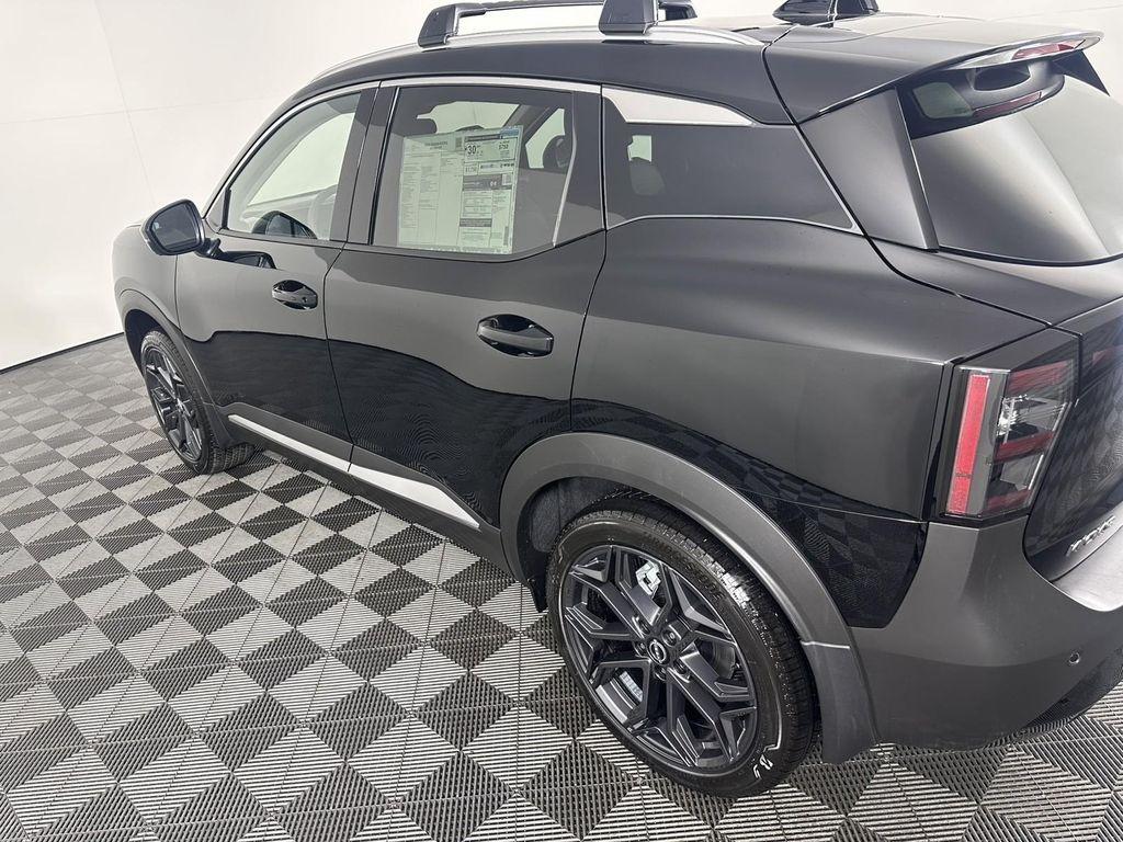 new 2025 Nissan Kicks car, priced at $29,470