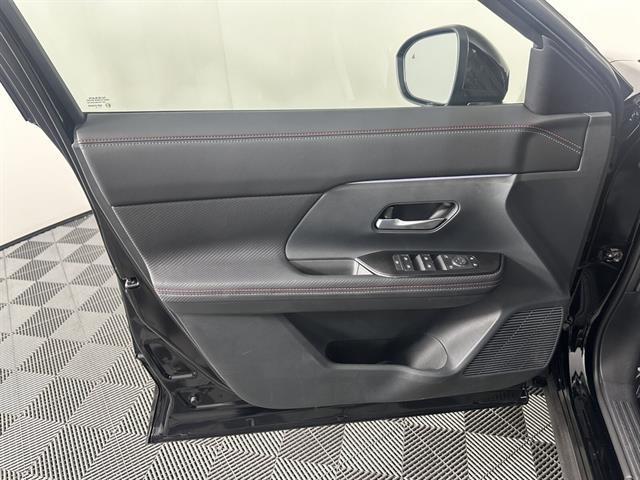 new 2025 Nissan Kicks car, priced at $28,170