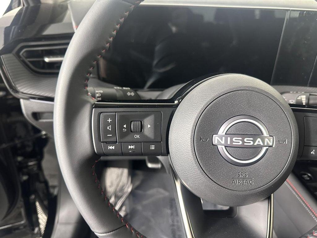 new 2025 Nissan Kicks car, priced at $29,470