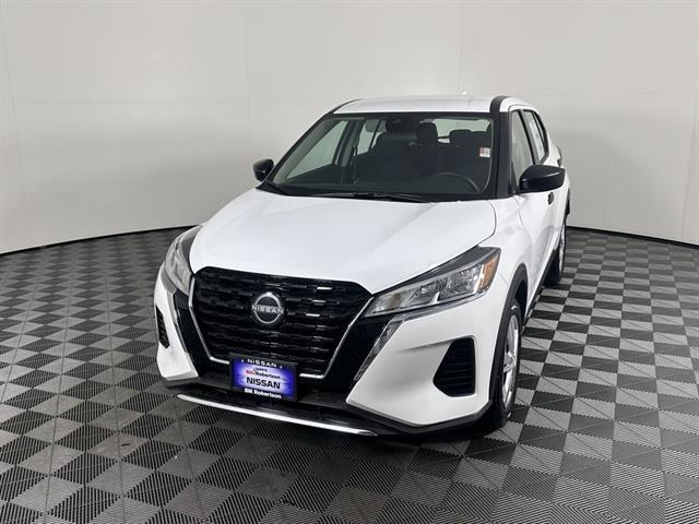 new 2025 Nissan Kicks car, priced at $21,320