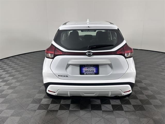 new 2025 Nissan Kicks car, priced at $21,320