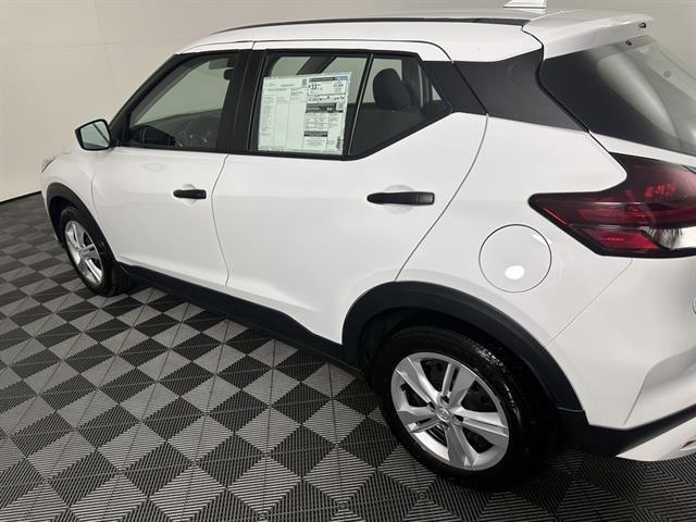 new 2025 Nissan Kicks car, priced at $21,320