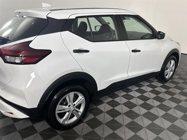 new 2025 Nissan Kicks car, priced at $21,320