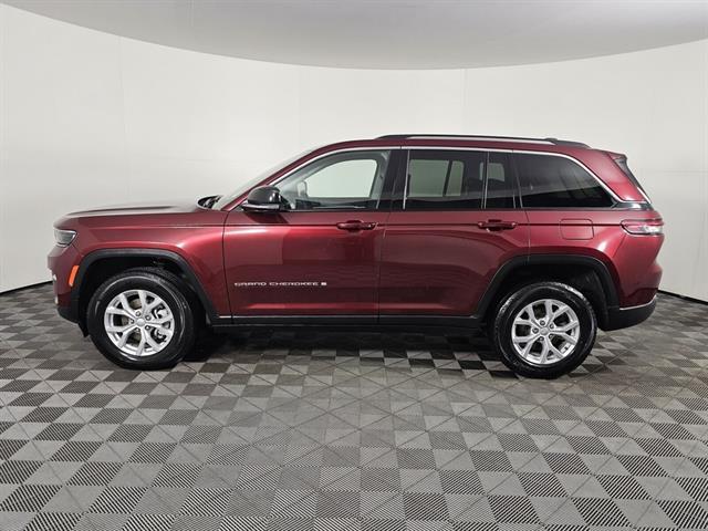 used 2023 Jeep Grand Cherokee car, priced at $30,999