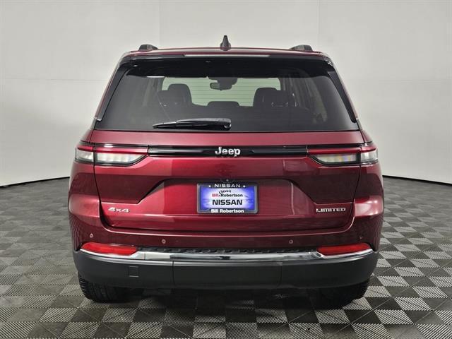 used 2023 Jeep Grand Cherokee car, priced at $30,999