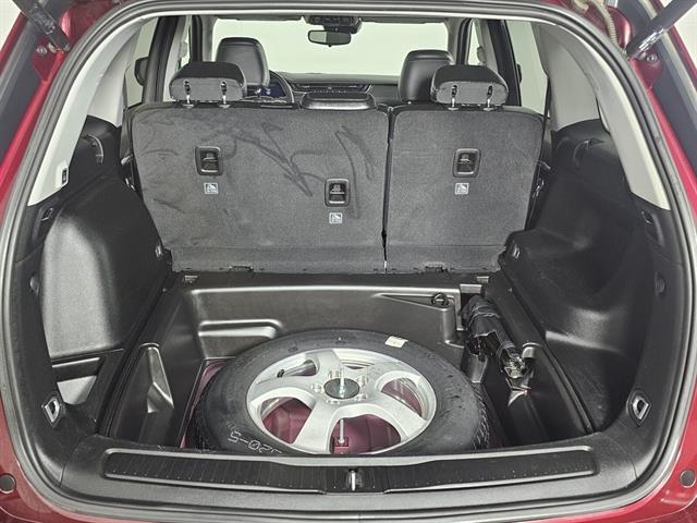 used 2023 Jeep Grand Cherokee car, priced at $30,999