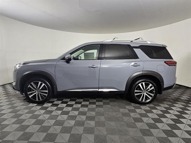 new 2025 Nissan Pathfinder car, priced at $46,845