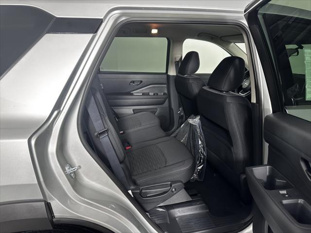 new 2025 Nissan Pathfinder car, priced at $38,999