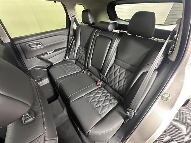 new 2025 Nissan Rogue car, priced at $45,625