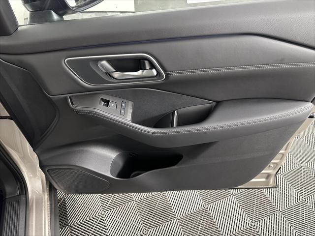 new 2025 Nissan Rogue car, priced at $45,625