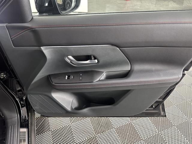 new 2025 Nissan Kicks car, priced at $30,495