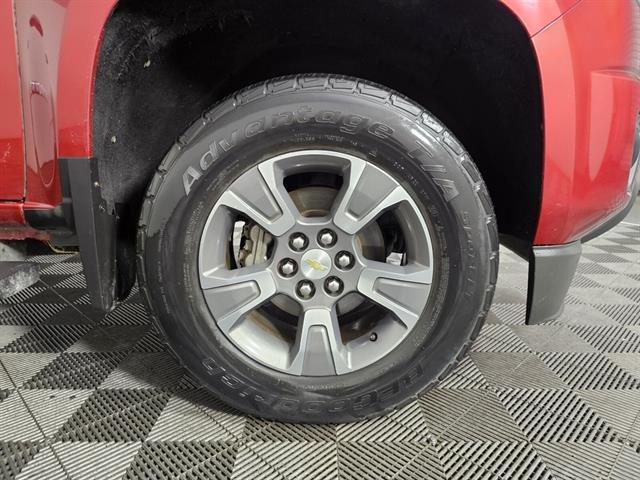 used 2015 Chevrolet Colorado car, priced at $18,999