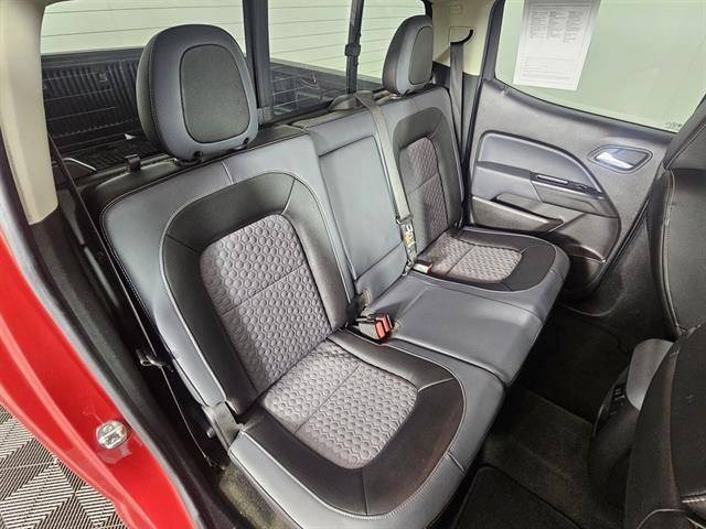 used 2015 Chevrolet Colorado car, priced at $18,999