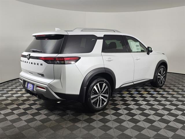 new 2025 Nissan Pathfinder car, priced at $47,020
