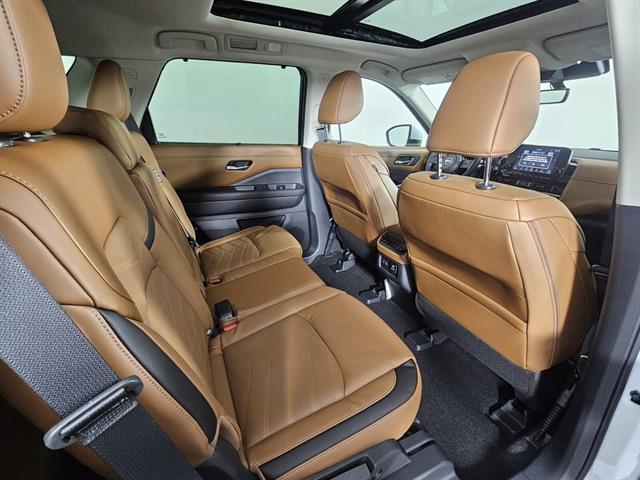 new 2025 Nissan Pathfinder car, priced at $47,020