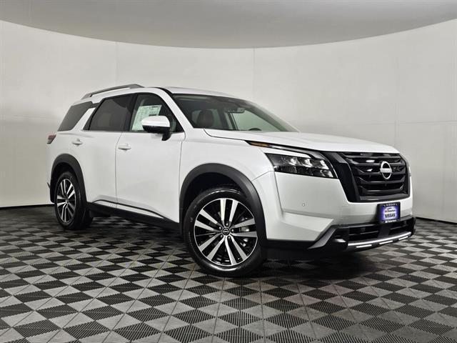new 2025 Nissan Pathfinder car, priced at $47,020