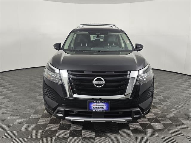 new 2025 Nissan Pathfinder car, priced at $41,590