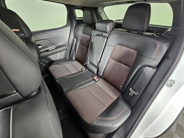 new 2025 Nissan Kicks car, priced at $29,850