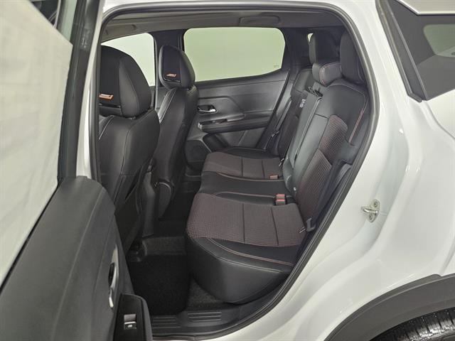 new 2025 Nissan Kicks car, priced at $29,850