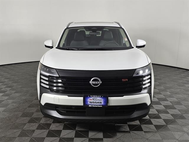 new 2025 Nissan Kicks car, priced at $29,850