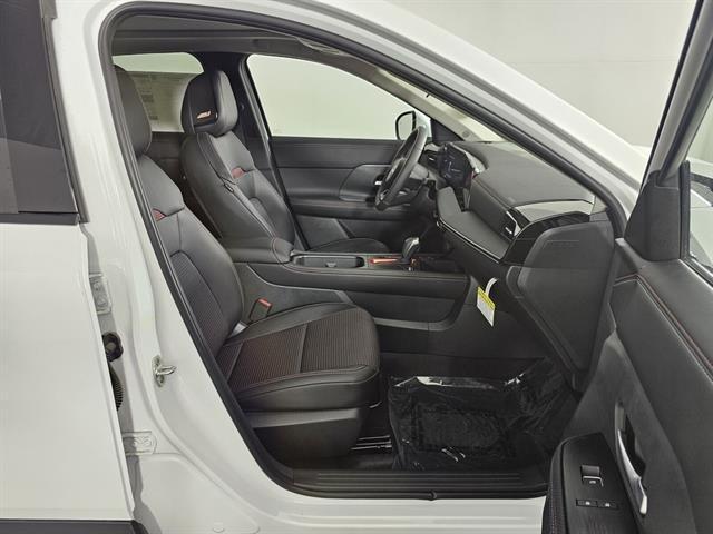 new 2025 Nissan Kicks car, priced at $29,850