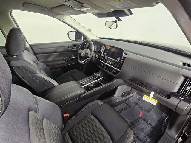 new 2025 Nissan Pathfinder car, priced at $37,410