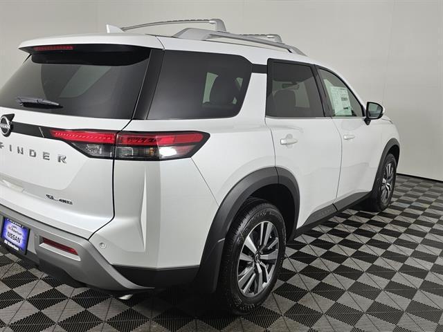 new 2025 Nissan Pathfinder car, priced at $39,925