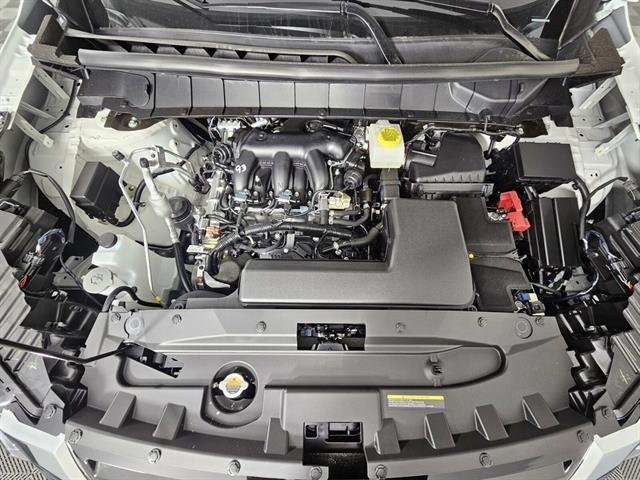 new 2025 Nissan Pathfinder car, priced at $39,925