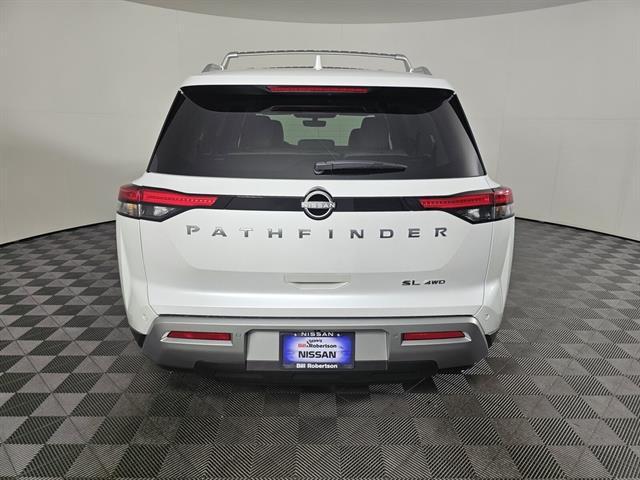 new 2025 Nissan Pathfinder car, priced at $39,925