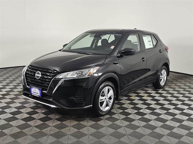new 2025 Nissan Kicks car, priced at $23,365