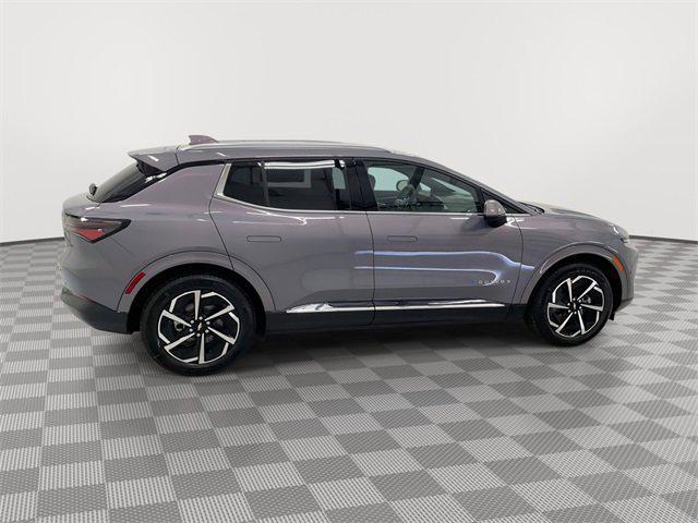 new 2025 Chevrolet Equinox EV car, priced at $41,090
