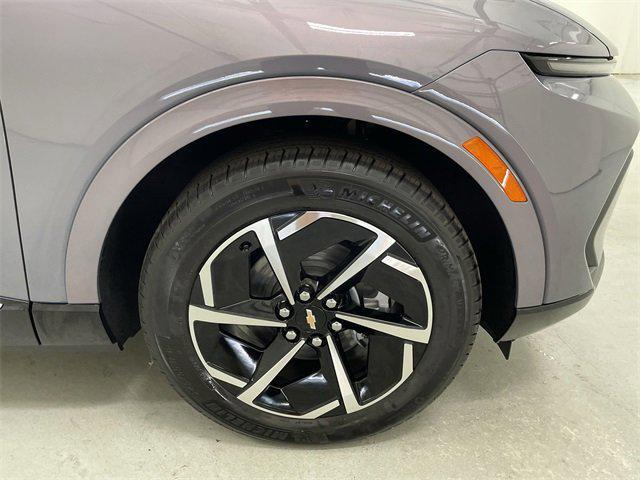 new 2025 Chevrolet Equinox EV car, priced at $41,090